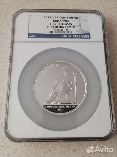 Британия 2013 5 унций. Великобритания. Серебро