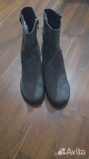 Полусапожки демисезонные новые