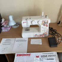 Швейная машина Janome 2525