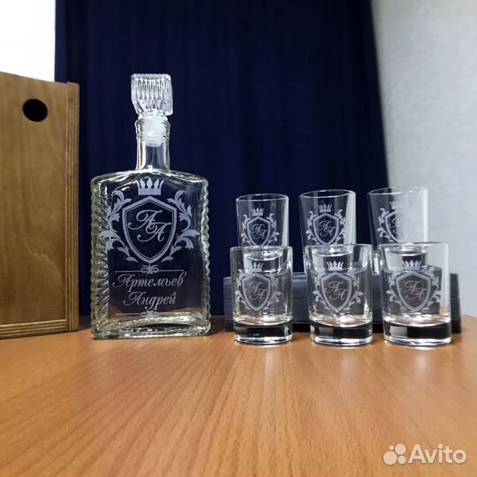 Графин с гравировкой