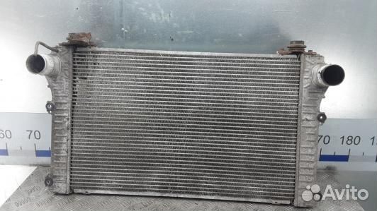 Радиатор интеркуллера toyota RAV 4 ZSA3 (BML24KC01