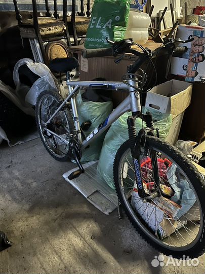 Горный велосипед GT avalanche 3.0