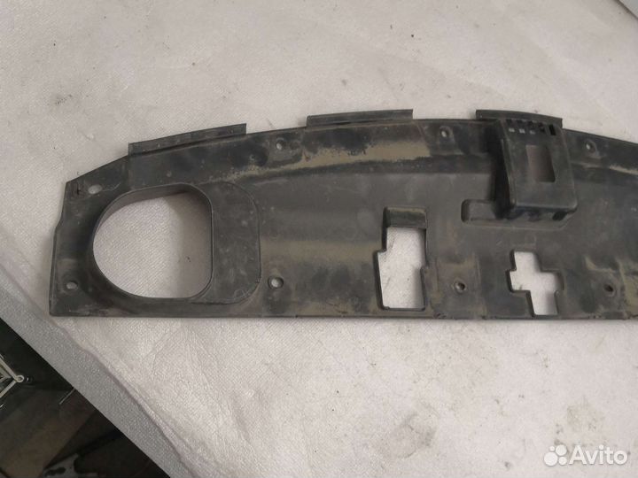 Накладка замка Hyundai Santa Fe 3 DM