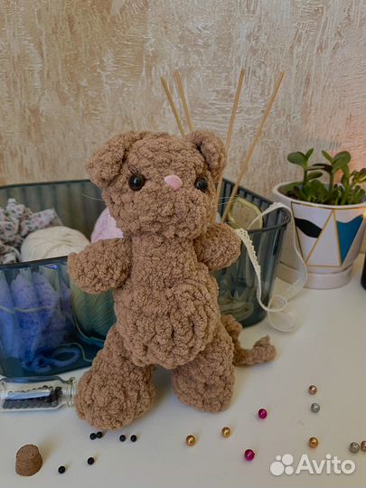 Амигуруми вислоухий котик