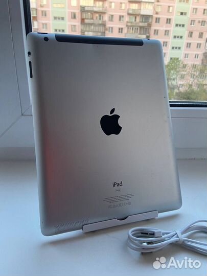 iPad 3 64гб симкарта+вайфай