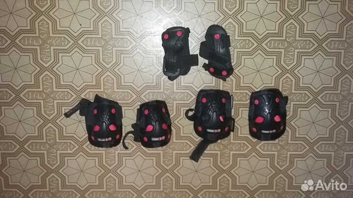 Щитки для роликов