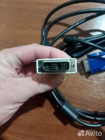 Шнуры для компьютера