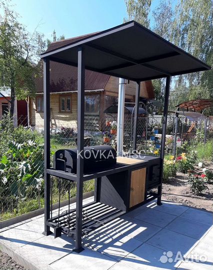 Мангал с крышей