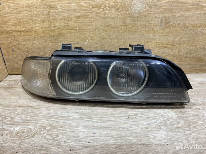 Комплект ксеноновых фар BMW E39 дорестайлинг