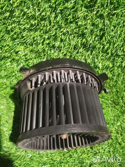 Моторчик печки Citroen Xsara Picasso