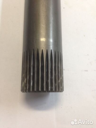 Вал коробки отбора мощности volvo б/у 1653840