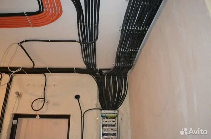 Электрик.Опытный мастер