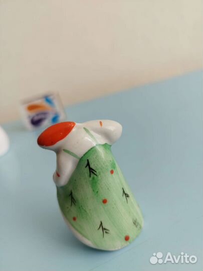 Фарфоровые статуэтки Плясунья Хоровод