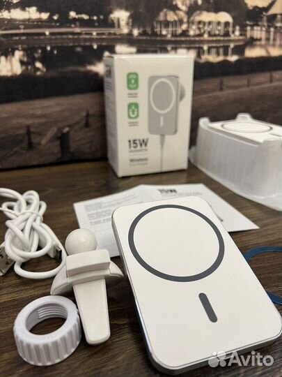 Автомобильное зарядное устройство