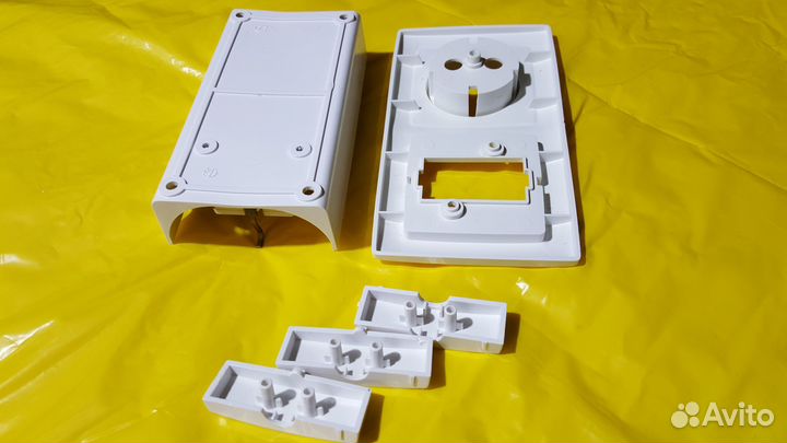 Блок розетка-выключатель