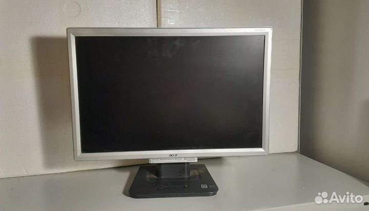 Мониторы нерабочие 19