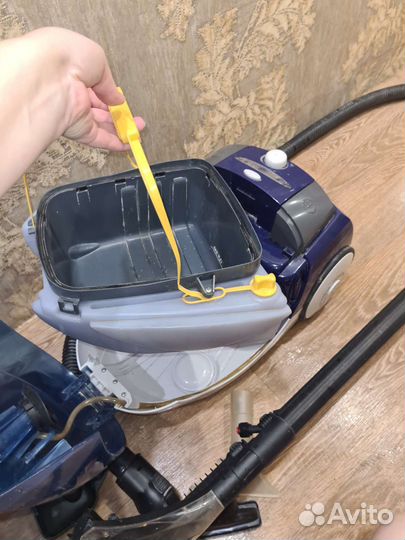 Моющий пылесос