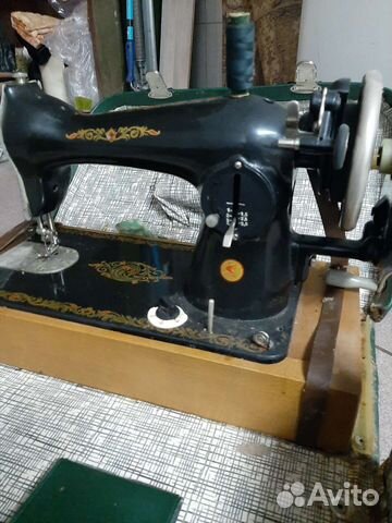 Швейная машина Чайка 2
