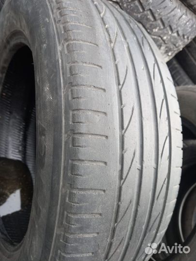 Bridgestone Dueler H/P Sport 215/60 R17 99H