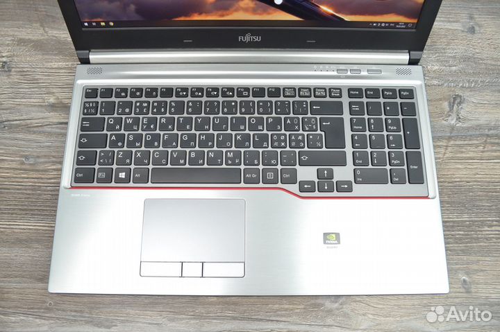 Fujitsu Celsius H760 Core i7
