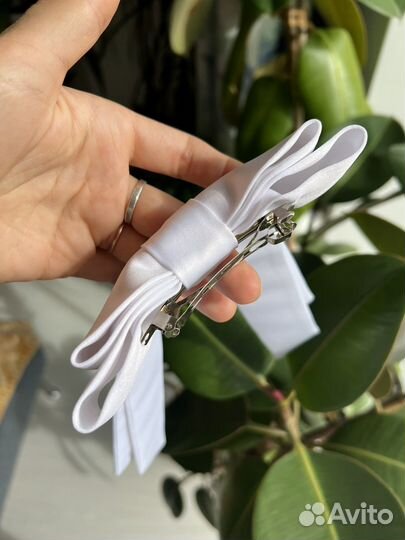 Бант на заколке