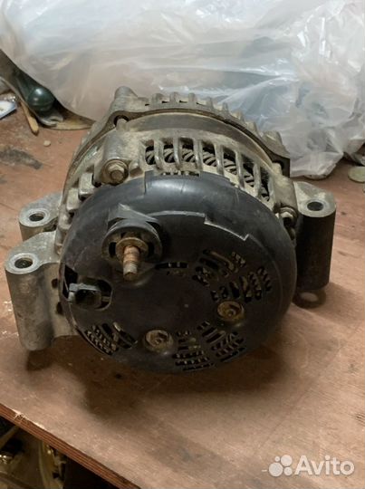 Генератор jeep 04801778af