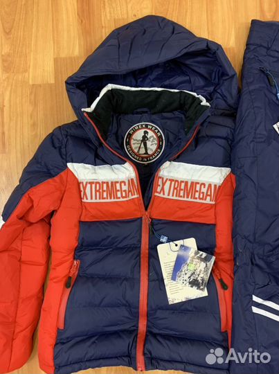 Костюм горнолыжный женский р.44