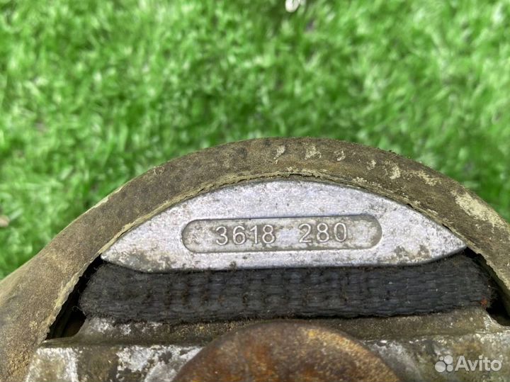 Подушка коробки передач Audi A6 C5 5313