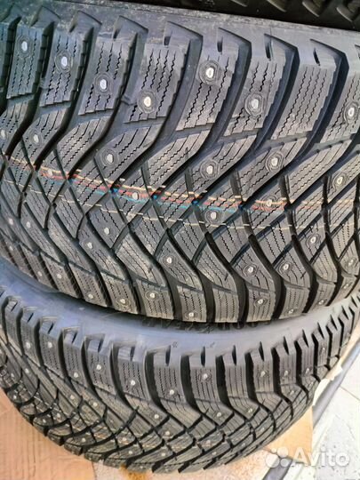 Goodyear UltraGrip Arctic 2 SUV 255/45 R20 105T