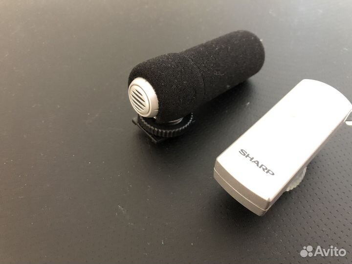 Видеокамера Sharp VL-Z950S