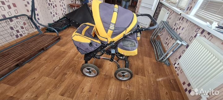 Детская коляска
