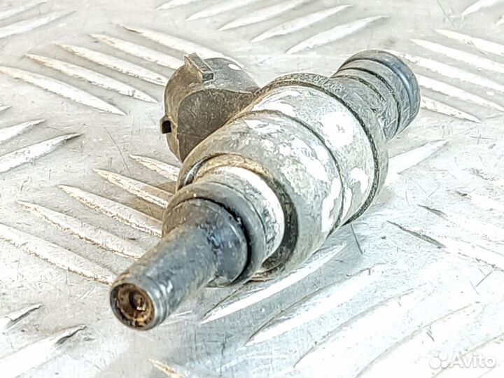 Форсунка двигателя Audi A3 1996 2003