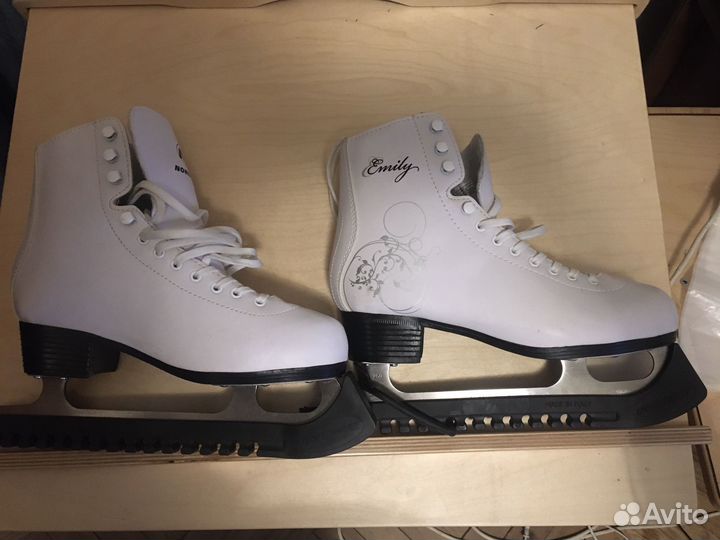 Коньки фигурные 39 размер новые