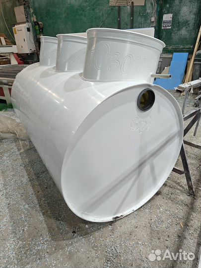 Емкость пластиковая