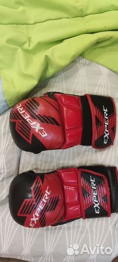 Боксерские перчатки