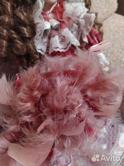 Кукла фарфоровая большая