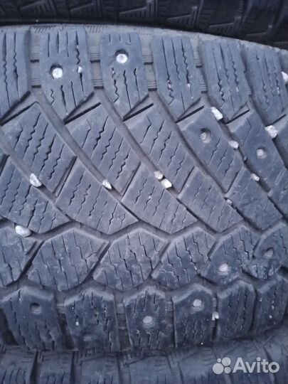 Continental Conti4x4Contact 215/60 R17