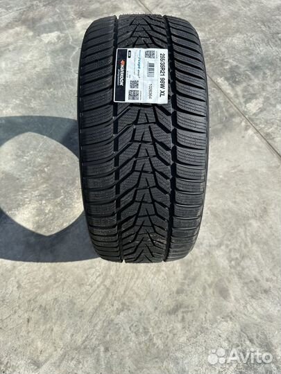 Hankook Winter I'Cept Evo 3 W330 255/35 R21 98W