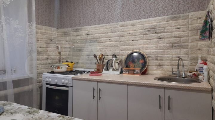 3-к. квартира, 64 м², 2/2 эт.