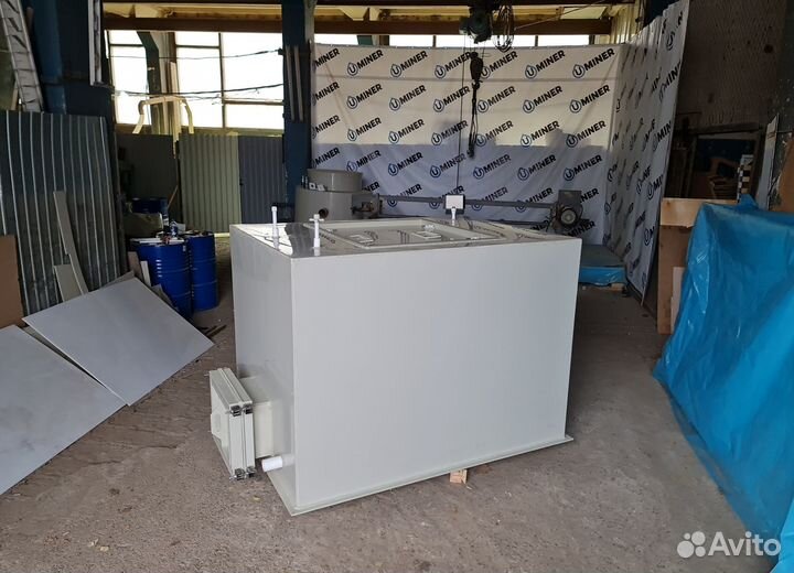 Теплый бак для перевозки рыбы