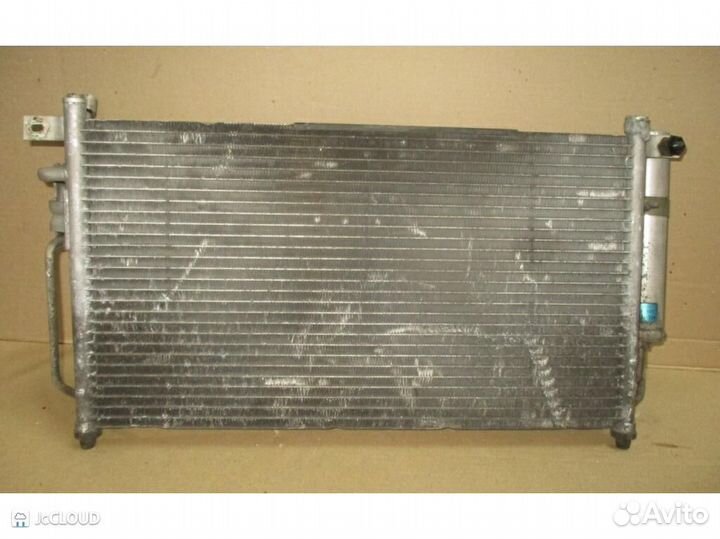 Радиатор кондиционера на mazda demio DY3W ZJ-VE