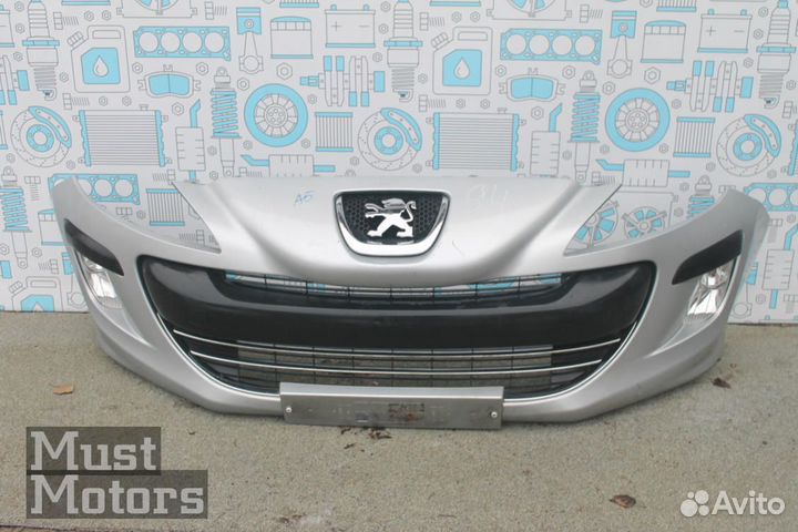 Бампер передний Peugeot 308 2007-14 в сборе