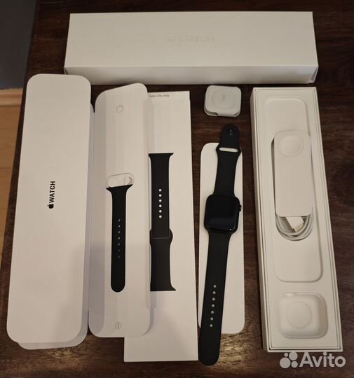 AppleWatch Series 6 44mm Space Gray Aluminium case