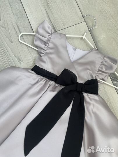 Нарядное платье для девочки