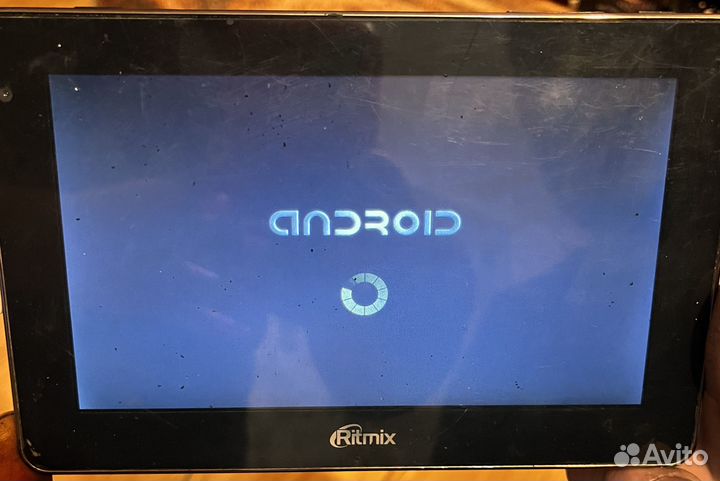 Планшет ritmix RMD 721