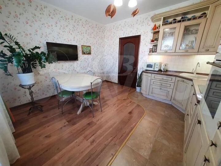 2-к. квартира, 73,5 м², 4/6 эт.