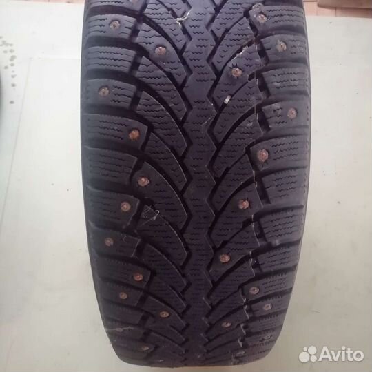 Formula Ice 215/65 R16