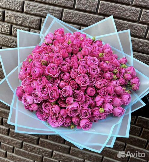 Пионовидные розы по 239