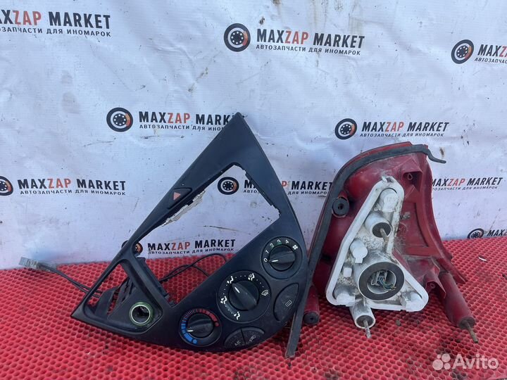 Рамка магнитолы ford focus 1