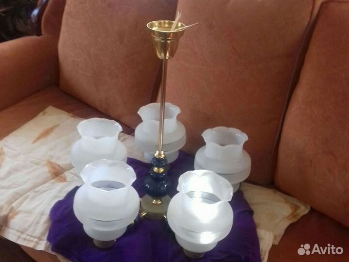 Люстра новая